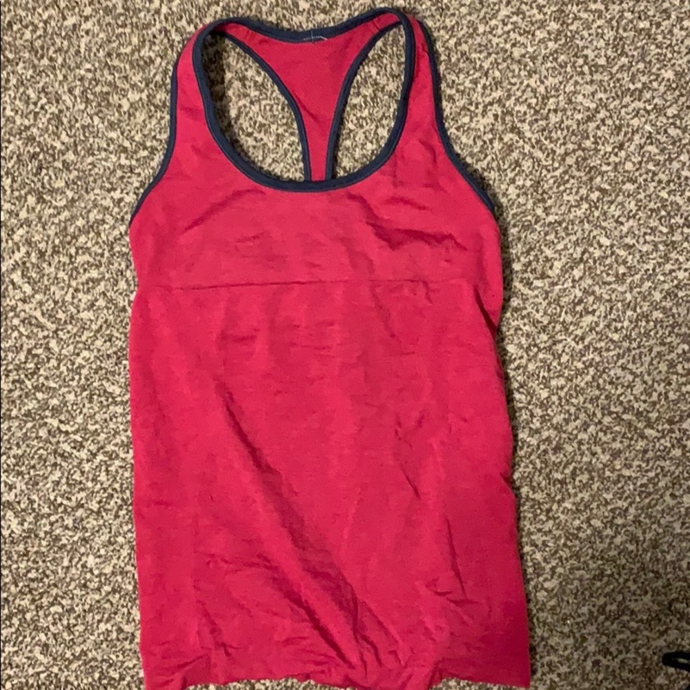 Lululemon tank top